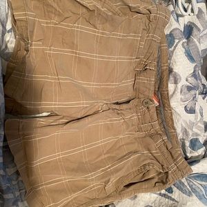 NIKE plaid shorts size M.